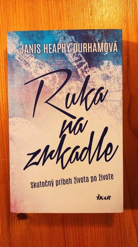 Ruka na zrkadle