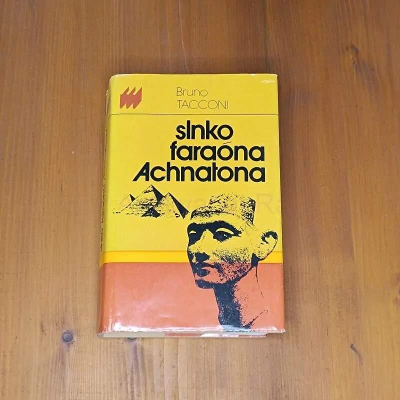 Slnko faraóna Achnatona